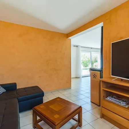 Maison Pour 9 Personnes A 5min De La